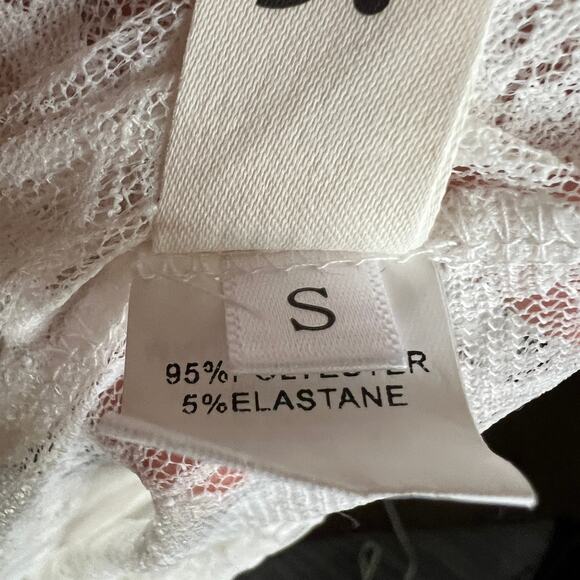 SOLD OUTTT - Picture 4 of 7